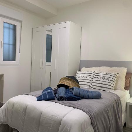 Mirrooms Oviedo Bagian luar foto