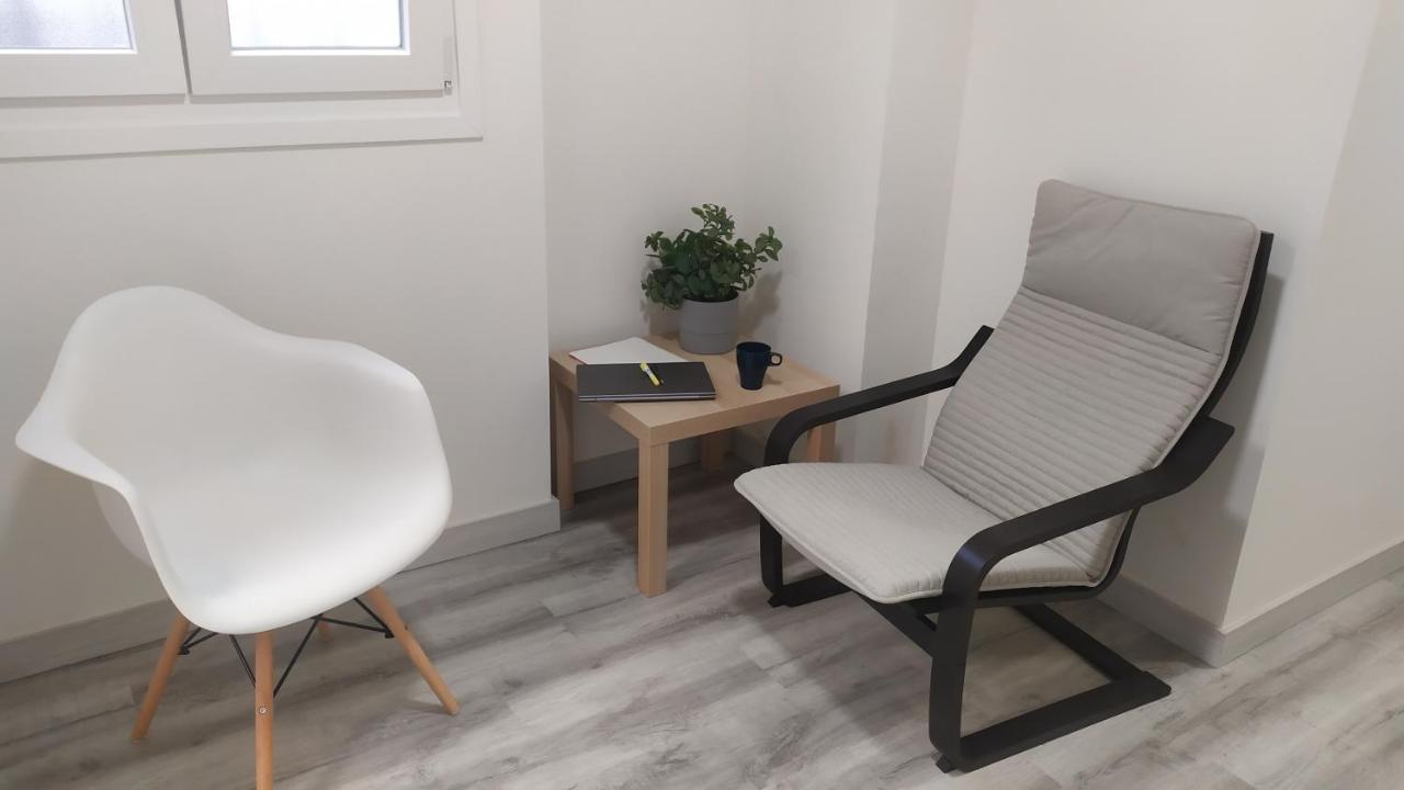 Mirrooms Oviedo Bagian luar foto