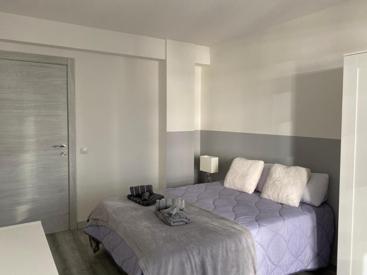 Mirrooms Oviedo Bagian luar foto