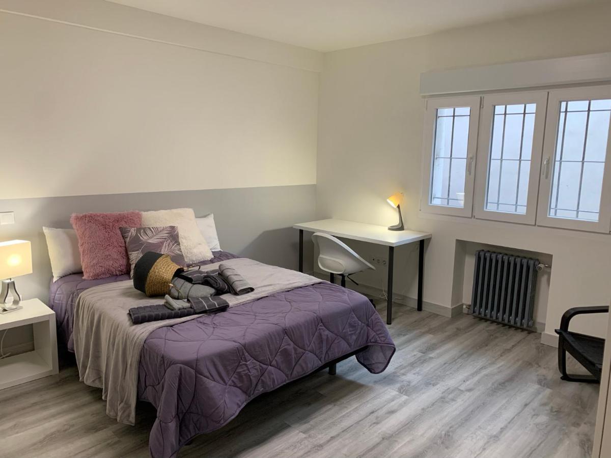 Mirrooms Oviedo Bagian luar foto