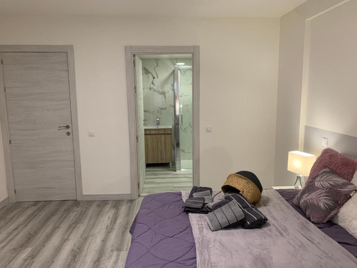 Mirrooms Oviedo Bagian luar foto